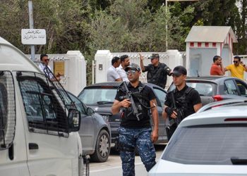 Brezilya’nın Tunus Büyükelçiliği’ne bıçaklı atak: 1 polis yaralandı