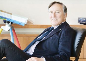 Bülent Eczacıbaşı vakıf tescili davasını kazandı