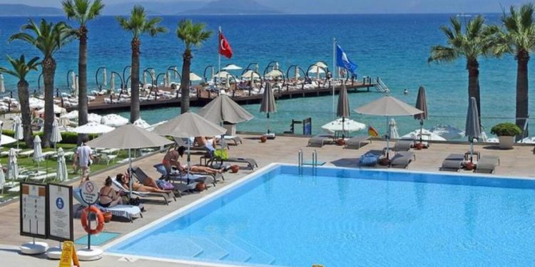 Çeşme’de bayram rezervasyonları yüzde 70’i aştı
