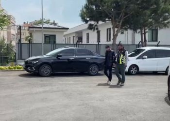 CHP Ofisine Akında 3 Gözaltı