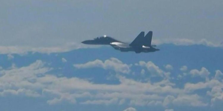 Çin’e ilişkin 37 askeri uçak Tayvan hava savunma alanına girdi