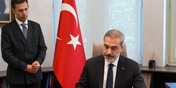 Dışişleri Bakanı Fidan, Berlusconi’nin cenazesine katıldı