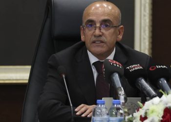 Ekonomist Aziz Çelik, Mehmet Şimşek’in birinci kelamlarını yorumladı: ‘Yüksek fiyat artışları artık zor…’