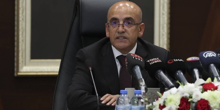 Ekonomist Aziz Çelik, Mehmet Şimşek’in birinci kelamlarını yorumladı: ‘Yüksek fiyat artışları artık zor…’