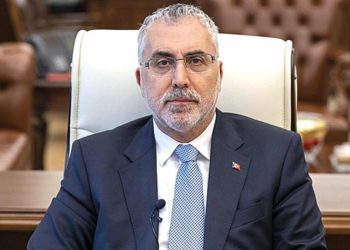 ‘En düşük memur maaşı 22 bin TL’