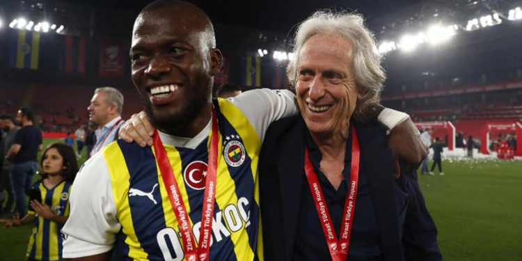 Enner Valencia transferi hakkında konuştu: Ayrılık öncesi Jorge Jesus’a sordum…