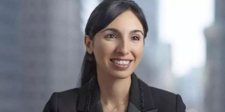 Erkan, banka yöneticileriyle toplandı