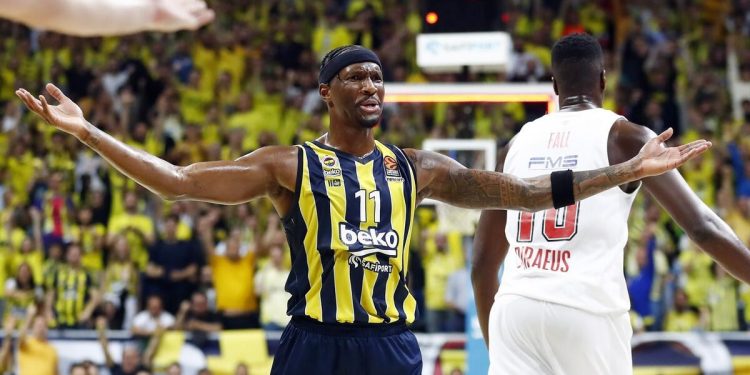 Euroleague’de dönemin en çok gelişim gösteren oyuncusu Fenerbahçe Beko’dan Nigel Hayes-Davis