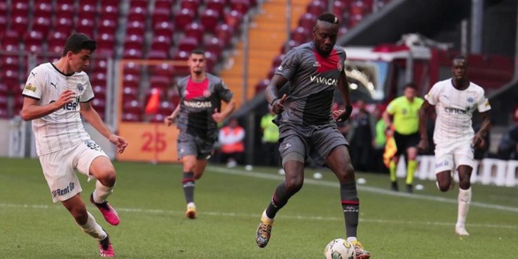 Fatih Karagümrük, Kasımpaşa’yı 3 golle geçti