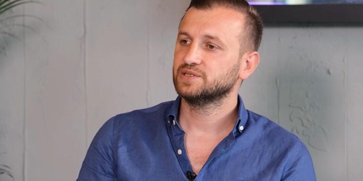 Fatih Kulaksız’dan ‘Galatasaray’ın art bahçesi’ savlarına yanıt: “Bizi o rekabetin dışında tutsunlar, bu Eyüpspor’a saygısızlık”