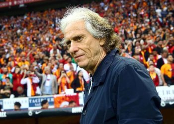 Fenerbahçe bu dönem derbi kazanamadı! Jorge Jesus’tan Galatasaray maçı sonrası dikkat çeken karar