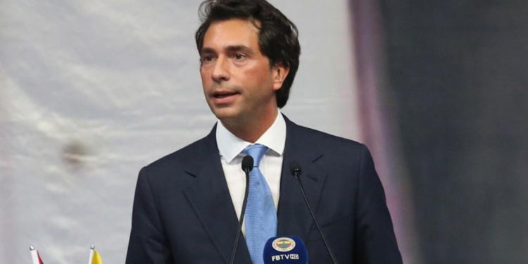 Fenerbahçe Genel Sekreteri Burak Kızılhan: 5 yıldızlı armamız resmen tescillendi