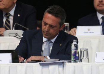 Fenerbahçe Lideri Ali Koç ve idaresi ibra edildi
