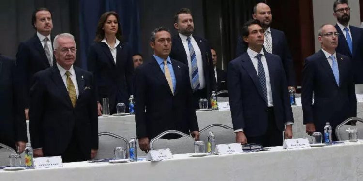 Fenerbahçe Mali Kongresi’nin iptal edilmesi için dava açıldı