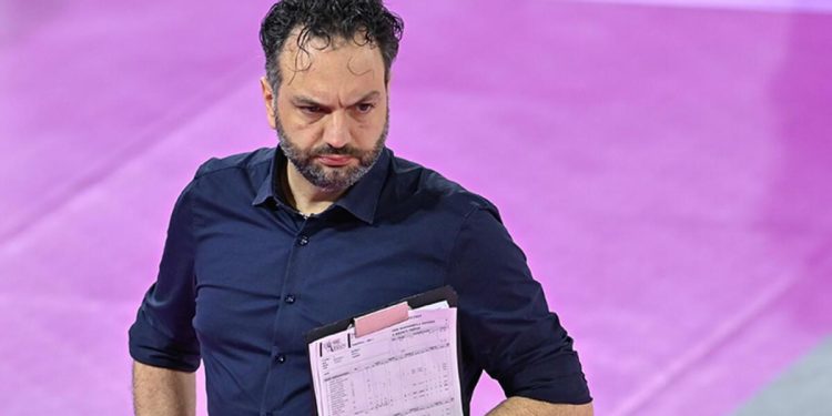 Fenerbahçe, Stefano Lavarini’yi duyurdu