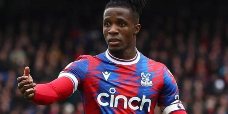 Fenerbahçe’ye Wilfried Zaha’dan âlâ haber! Crystal Palace’ın teklifinin mühleti doldu…