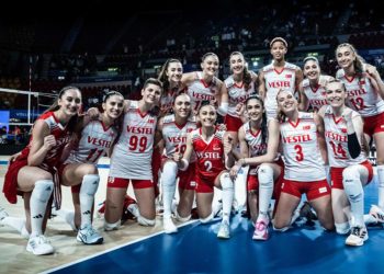 Filenin Sultanları set vermeden kazandı! (Türkiye 3-0 Kanada)