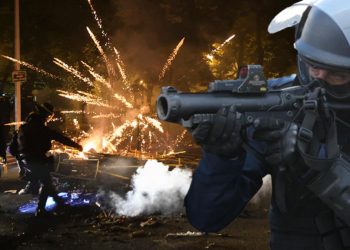 Fransa’daki protestolar Belçika’ya sıçradı! Sokaklar yangın yeri: Yüzlerce gözaltı, sokağa çıkma yasağı