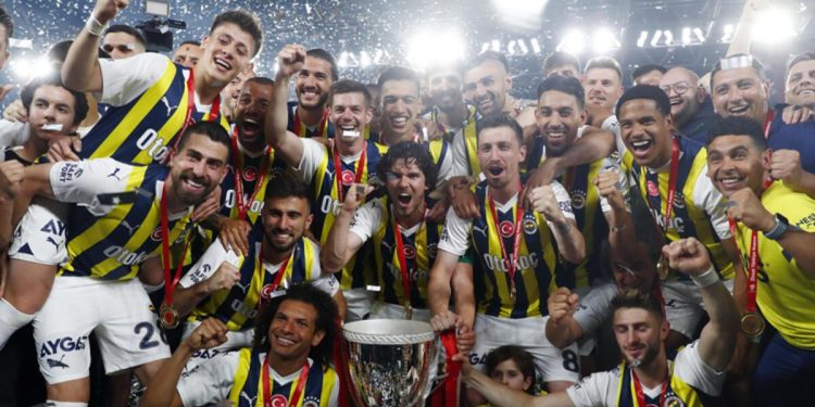 ‘Futbol Para Ligi’nde şampiyon Fenerbahçe! Galatasaray, Trabzonspor, Beşiktaş, Başakşehir ve Sivasspor…