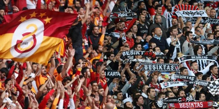 Galatasaray ve Beşiktaş kombine bilet fiyatlarında Barcelona ve Liverpool’u geride bıraktı