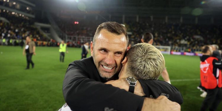 Galatasaray’da Okan Buruk’tan transfer açıklamaları! Icardi, Tielemans ve Uğurcan Çakır…