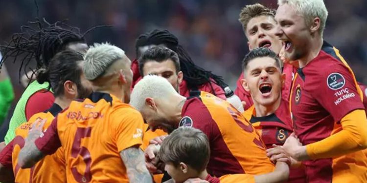 Galatasaray’da rekor forma satışından 27 milyon TL gelir