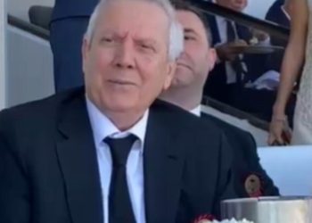 Gazi Koşusu öncesi Veliefendi’de Aziz Yıldırım tezahüratları