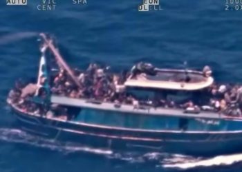 Göçmen gemisinin batmadan evvel… İmajlar ortaya çıktı