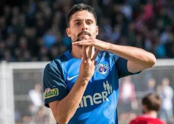 Göztepe’de iki destek tamam!