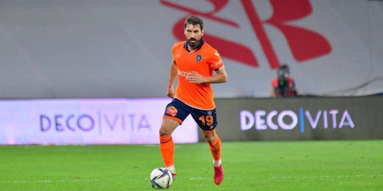 Göztepe’de Şener Özbayraklı sesleri