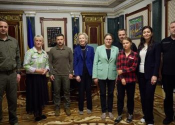 Greta Thunberg, Kiev’de Zelenski ile görüştü