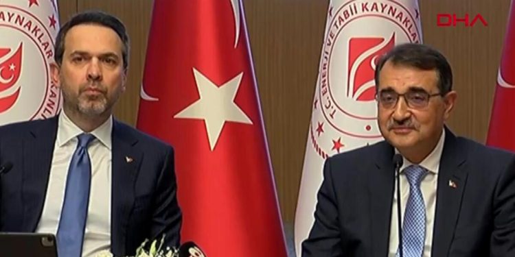 Güç Bakanlığı’nda dönem teslim