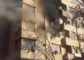 Güney Afrika’da yangında dairede kilitli 2 çocuk öldü