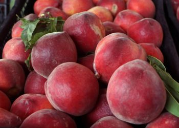 Halden markete şeftalide yüzde 285 kâr