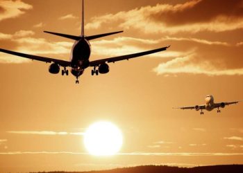 Havayolu firması, uçağa binmeden evvel yolcuları tartacak