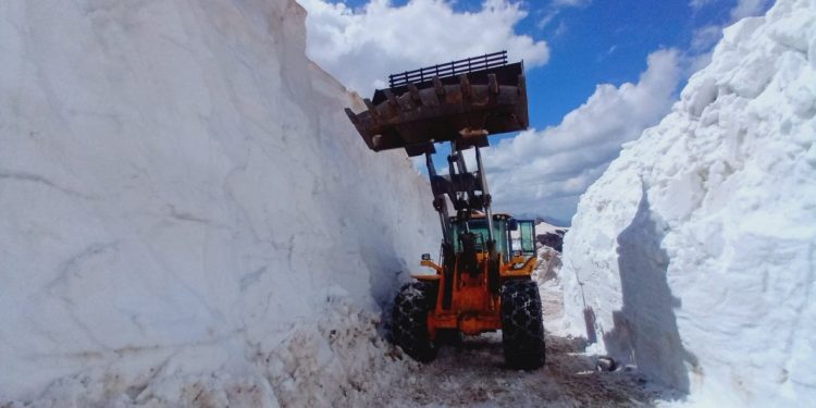 Haziranda Karın Uzunluğu 7 Metreyi Aştı