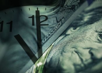 İktisat Uzmanı Doların Nerede Duracağını Açıkladı… Fatura Hane Halkına Kesilecek… Sermaye Denetimleri Gelebilir!