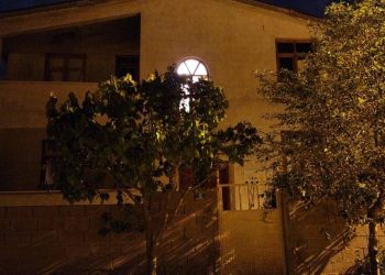 İmam Ve Eşi Konutlarında Öldürülmüş Halde Bulundu