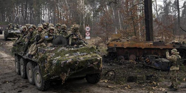 İngiltere Savunma Bakanlığı: Şu ana kadar 17 bin Ukraynalı askere eğitim verildi