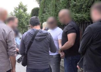 İngiltere’de, Kuzey Afrika’dan İtalya’ya insan kaçakçılığı yaptığından şüphelenilen bir kişi gözaltına alındı