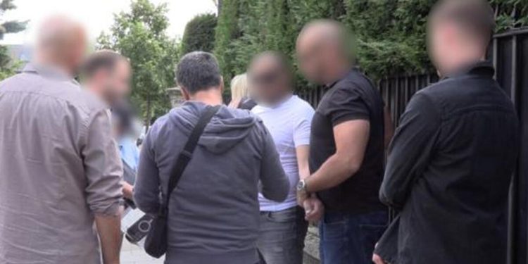 İngiltere’de, Kuzey Afrika’dan İtalya’ya insan kaçakçılığı yaptığından şüphelenilen bir kişi gözaltına alındı