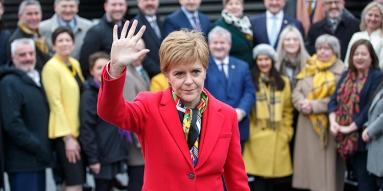 İskoçya’nın eski Başbakanı Nicola Sturgeon gözaltına alındı