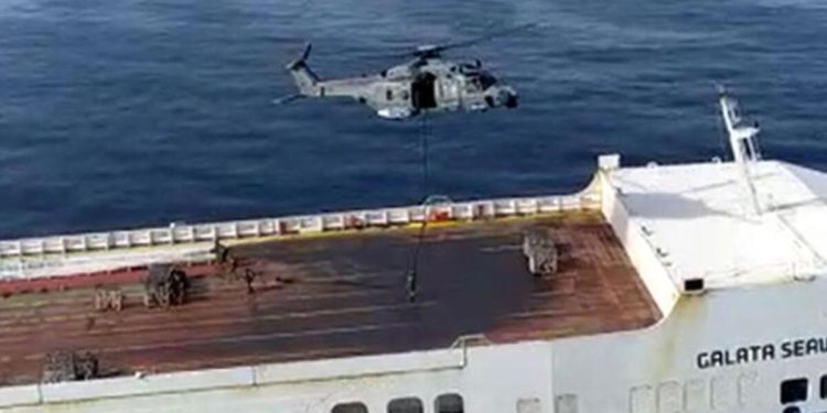 İtalya Savunma Bakanlığı: Türk bayraklı ‘Galata Seaways’ gemisine müdahale edildi, 25 kişi emniyete alındı