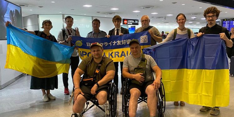 Japonya, Ukrayna askerlerini tedavi ediyor