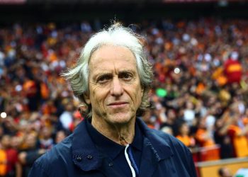 Jorge Jesus derbi galibiyeti yaşayamadı