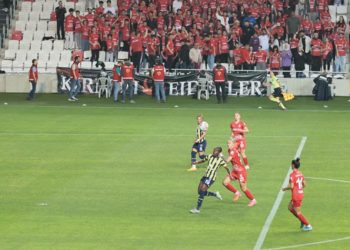 ‘Kadın futbolu Türkiye’de en az sekiz kat büyür’