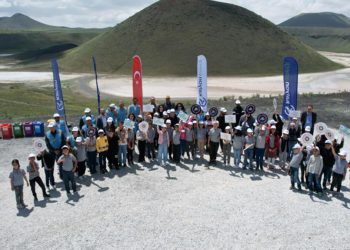 Kalyon Güç, Etraf Günü’nü kuruyan Meke Maar Gölü’nde kutladı