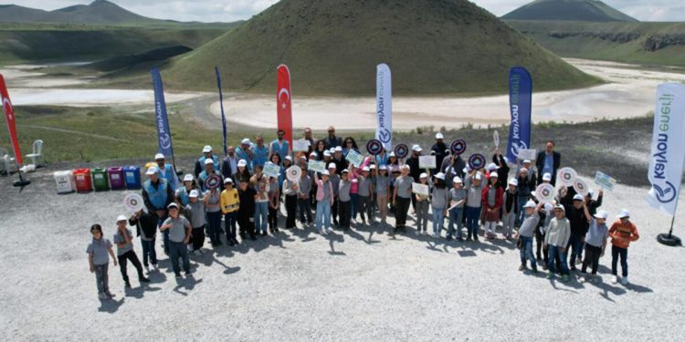 Kalyon Güç, Etraf Günü’nü kuruyan Meke Maar Gölü’nde kutladı