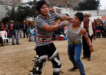 Komşusuna kızan ringe davet ediyor: Peru’nun dökülen kanı ve güzelleşen yaraları Takanakuy Şenliği
