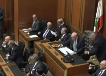 Lübnan’da, Devlet Lideri parlamentodaki 12’inci oylamada da seçilemedi
